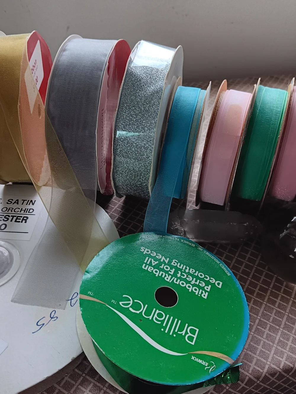 N/A spools decorative